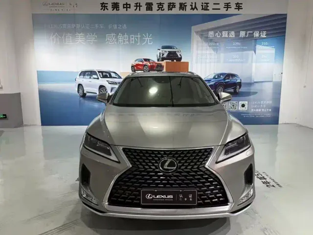 Lexus RX — Фото автомобиля 5