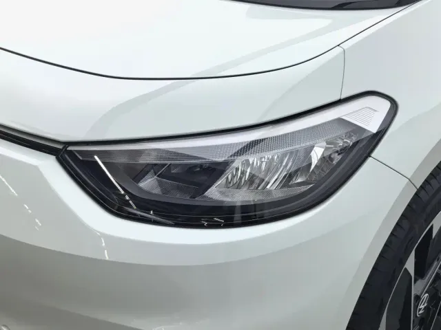 Volkswagen ID.3 — Фото автомобиля 11