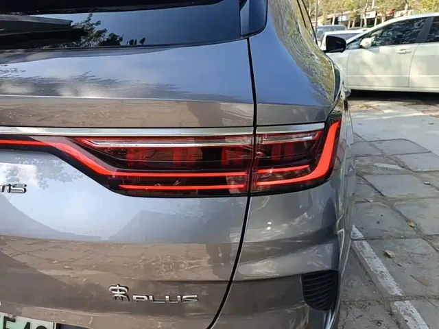 BYD Song PLUS — Фото автомобиля 7