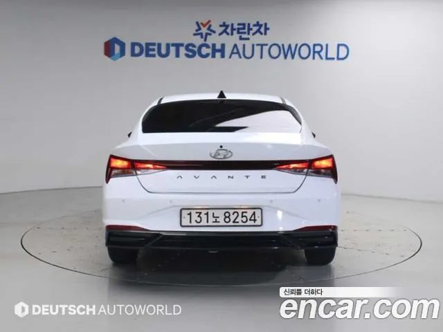 Hyundai AVANTE Avante (CN7) — Фото автомобиля 4