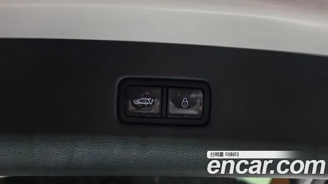 Genesis GV80 — Фото автомобиля 23