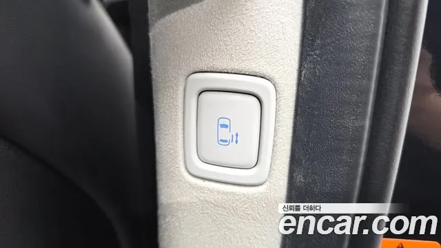 Hyundai Staria Staria 4WD Lounge 9 мест — Фото автомобиля 19