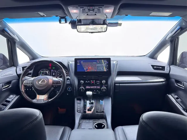Lexus LM — Фото автомобиля 5