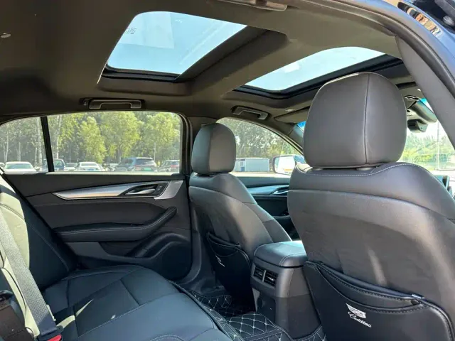 Cadillac CT5 — Фото автомобиля 20