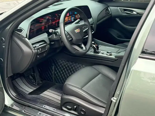 Cadillac CT5 — Фото автомобиля 4