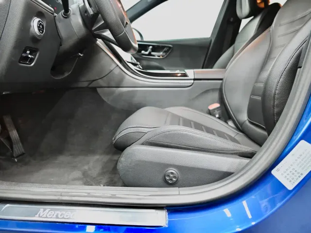 Mercedes-Benz C-Class — Фото автомобиля 14