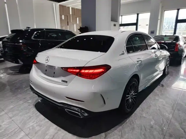 Mercedes-Benz C-Class — Фото автомобиля 6
