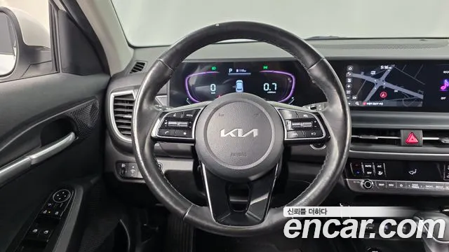 Kia Seltos — Фото автомобиля 13