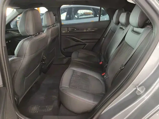 Ford Mondeo — Фото автомобиля 12