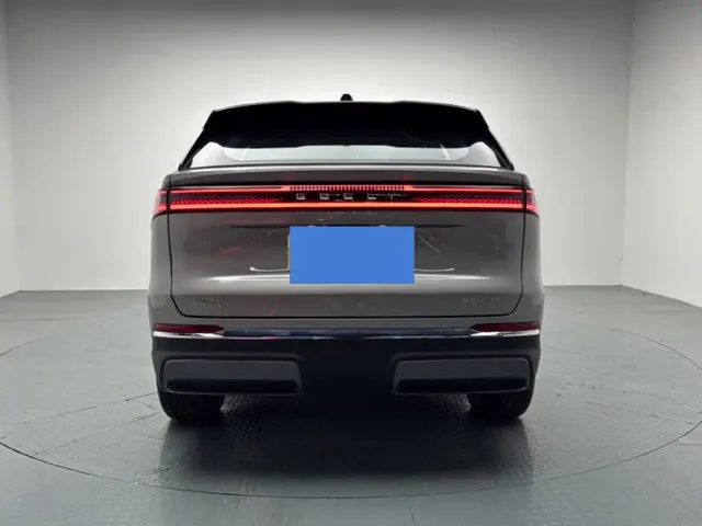 Geely Galaxy M7 — Фото автомобиля 18