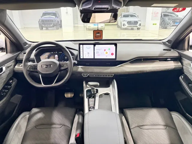Geely Xingrui — Фото автомобиля 9