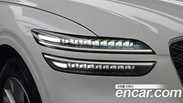 Genesis GV70 — Фото автомобиля 7