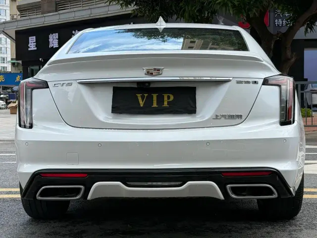 Cadillac CT5 — Фото автомобиля 5
