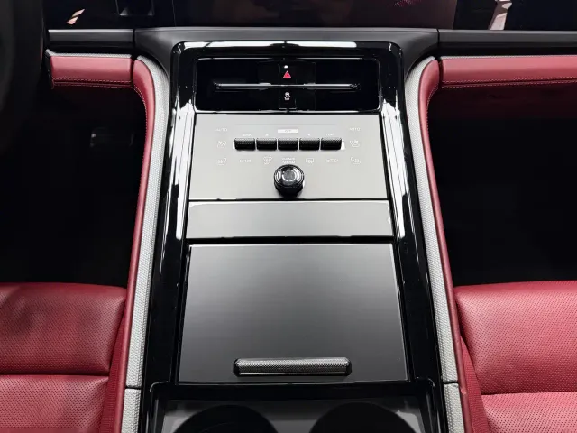 Porsche Panamera — Фото автомобиля 12