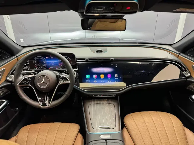 Mercedes-Benz E-Class — Фото автомобиля 5