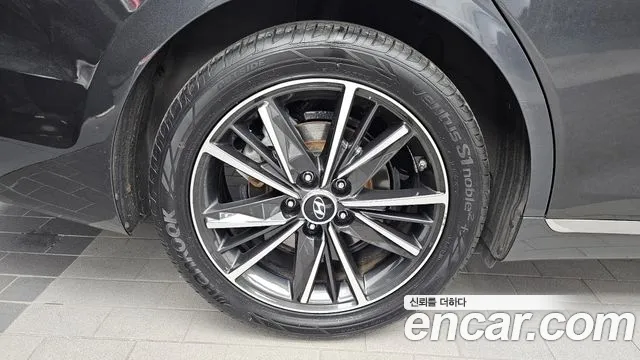 Hyundai Grandeur New — Фото автомобиля 5