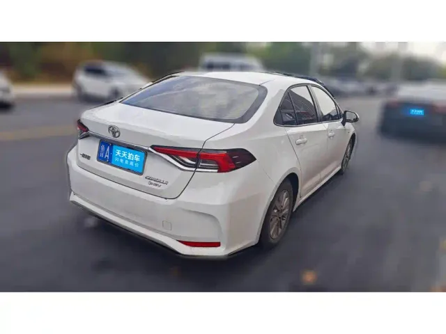 Toyota Corolla — Фото автомобиля 2