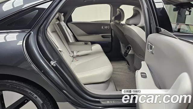 Hyundai Ioniq 6 — Фото автомобиля 17