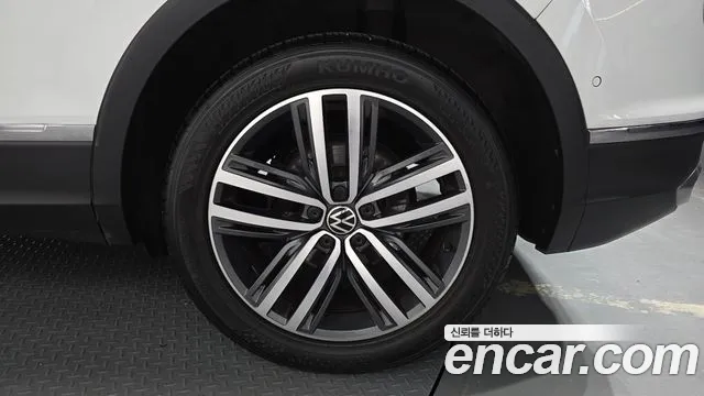 Volkswagen Tiguan Tiguan 2 поколение 2.0 TDI Prestige — Фото автомобиля 17