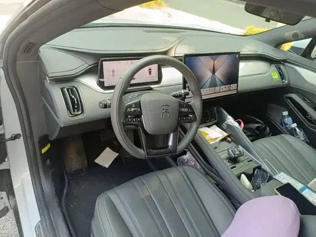 BYD Song L EV — Фото автомобиля 9