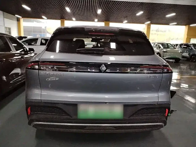 Baojun Yunhai — Фото автомобиля 5
