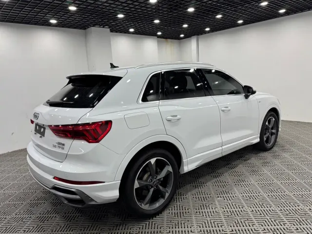 Audi Q3 — Фото автомобиля 7