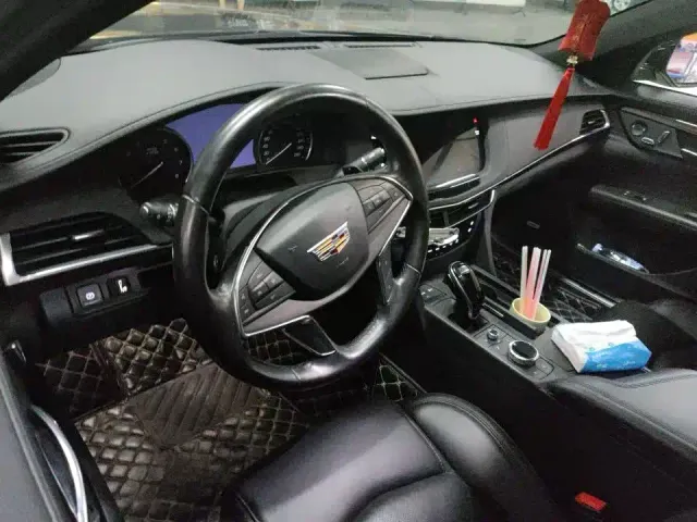 Cadillac CT6 — Фото автомобиля 3