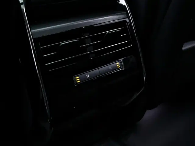 Land Rover Range Rover Sport — Фото автомобиля 16