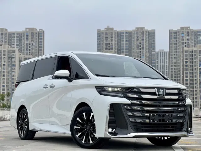 Toyota Vellfire — Фото автомобиля 4