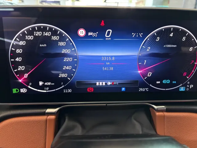 Mercedes-Benz S-Class — Фото автомобиля 10