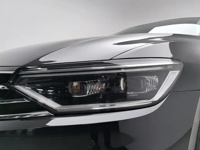 Volkswagen Magotan GTE Plug-in Hybrid 2022 GTE Luxury — Фото автомобиля 7