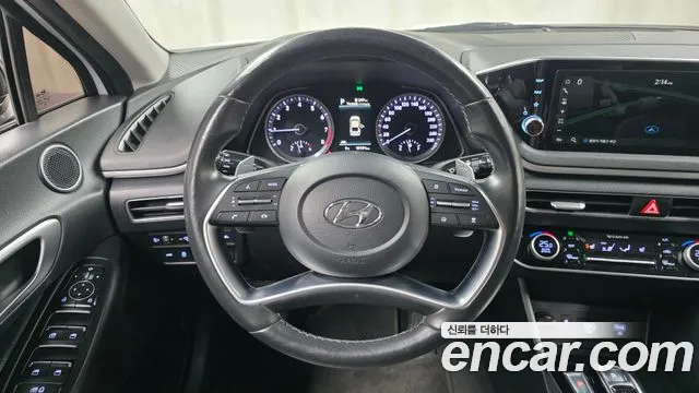 Hyundai Sonata — Фото автомобиля 13