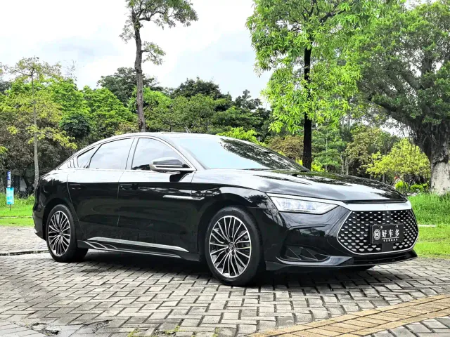 BYD Han — Фото автомобиля 3