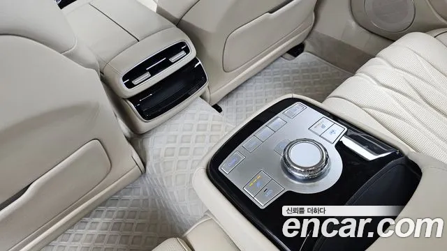 Genesis G80 Бензин 2.5 турбо AWD — Фото автомобиля 19