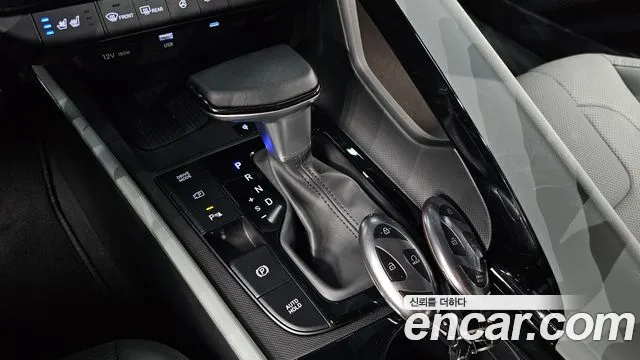Hyundai Avante CN7 — Фото автомобиля 12