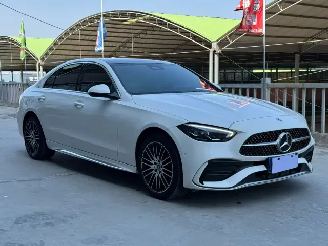 Mercedes-Benz C-Class — Фото автомобиля 3