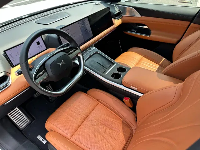 Xpeng G9 — Фото автомобиля 7