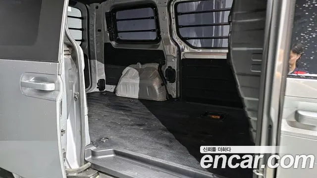 Hyundai Staria Staria Карго 3 места — Фото автомобиля 12