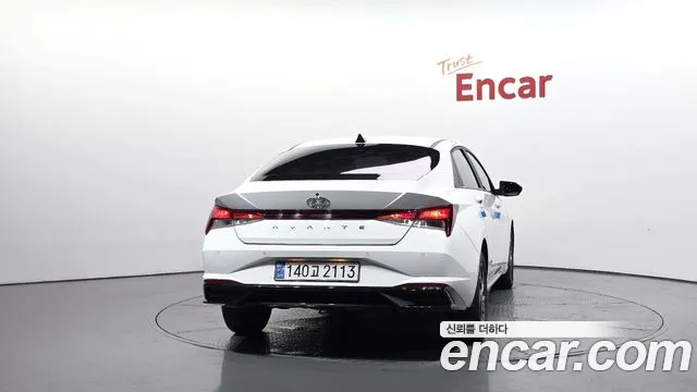 Hyundai AVANTE Avante (CN7) — Фото автомобиля 4