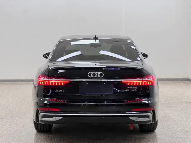 Audi A6L — Фото автомобиля 8