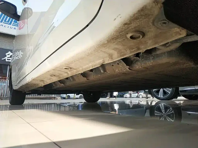 Wuling Zhiguang NEV — Фото автомобиля 21