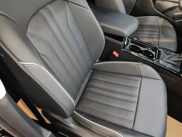 Volkswagen Passat — Фото автомобиля 24
