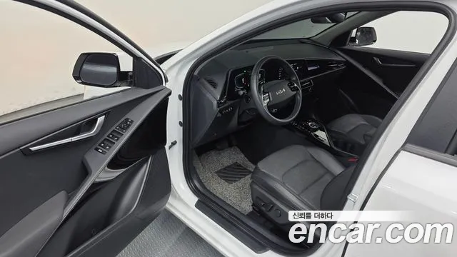 Kia Niro The All New Niro Prestige — Фото автомобиля 10