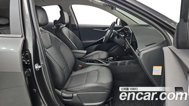 Kia Niro The All New — Фото автомобиля 17