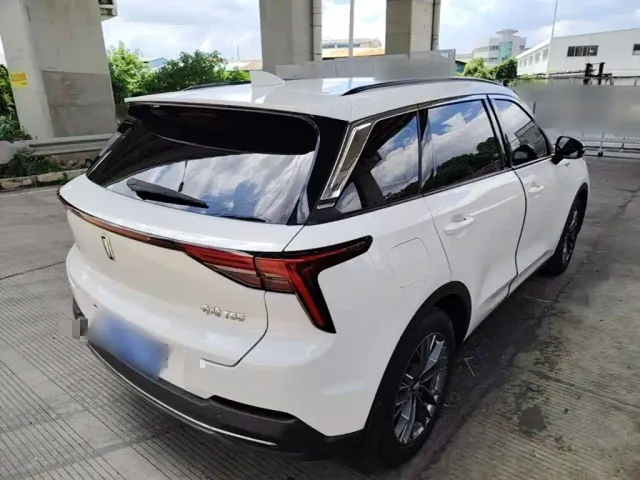 Bestune T55 — Фото автомобиля 6