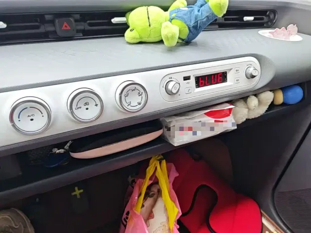 Wuling Hongguang Mini EV — Фото автомобиля 12
