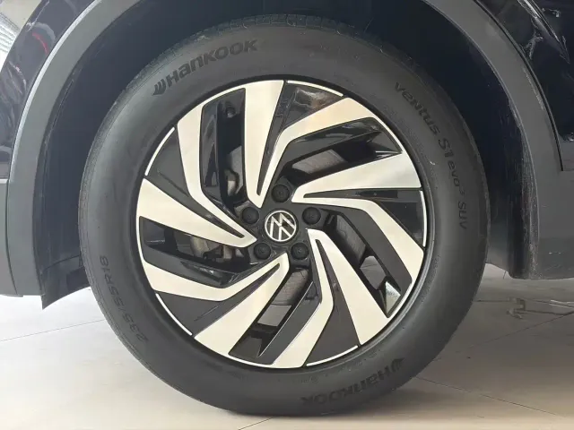 Volkswagen Tiguan L — Фото автомобиля 5