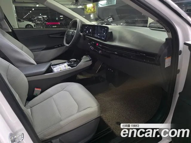 Kia EV6 EV6 (New) — Фото автомобиля 17