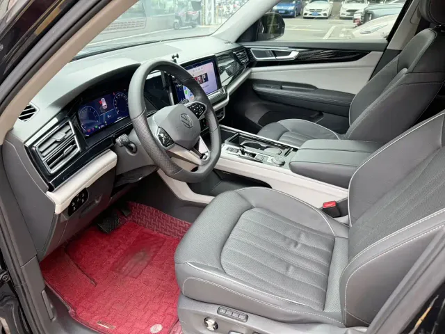 Volkswagen Teramont — Фото автомобиля 8