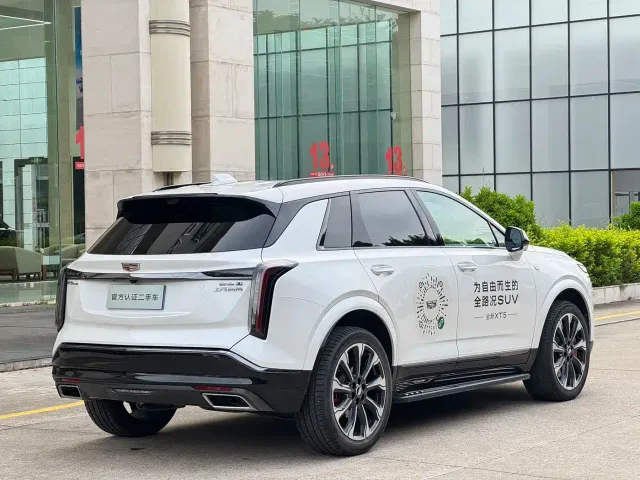 Cadillac XT5 — Фото автомобиля 4